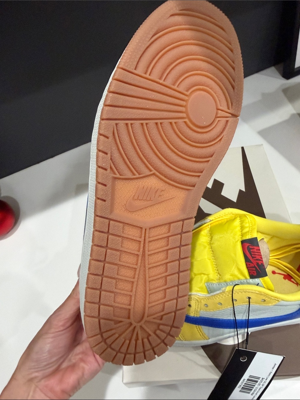 Nike Travis Scott Yellow and Blue Low-Top Sneakers - Picture 3 of 3